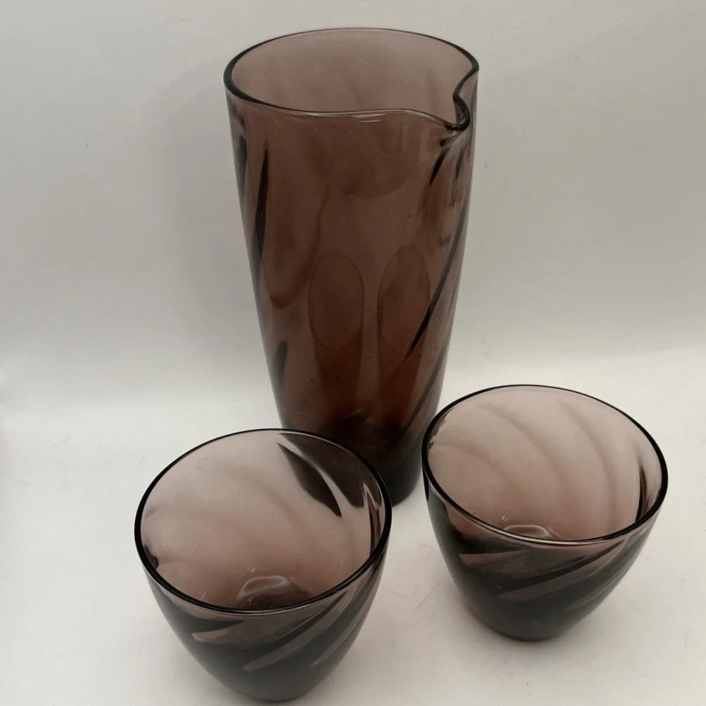 Hazel Atlas Cocktail Juice Pitcher & 2 Glasses Moroccan Amethyst Swirl Vintage
